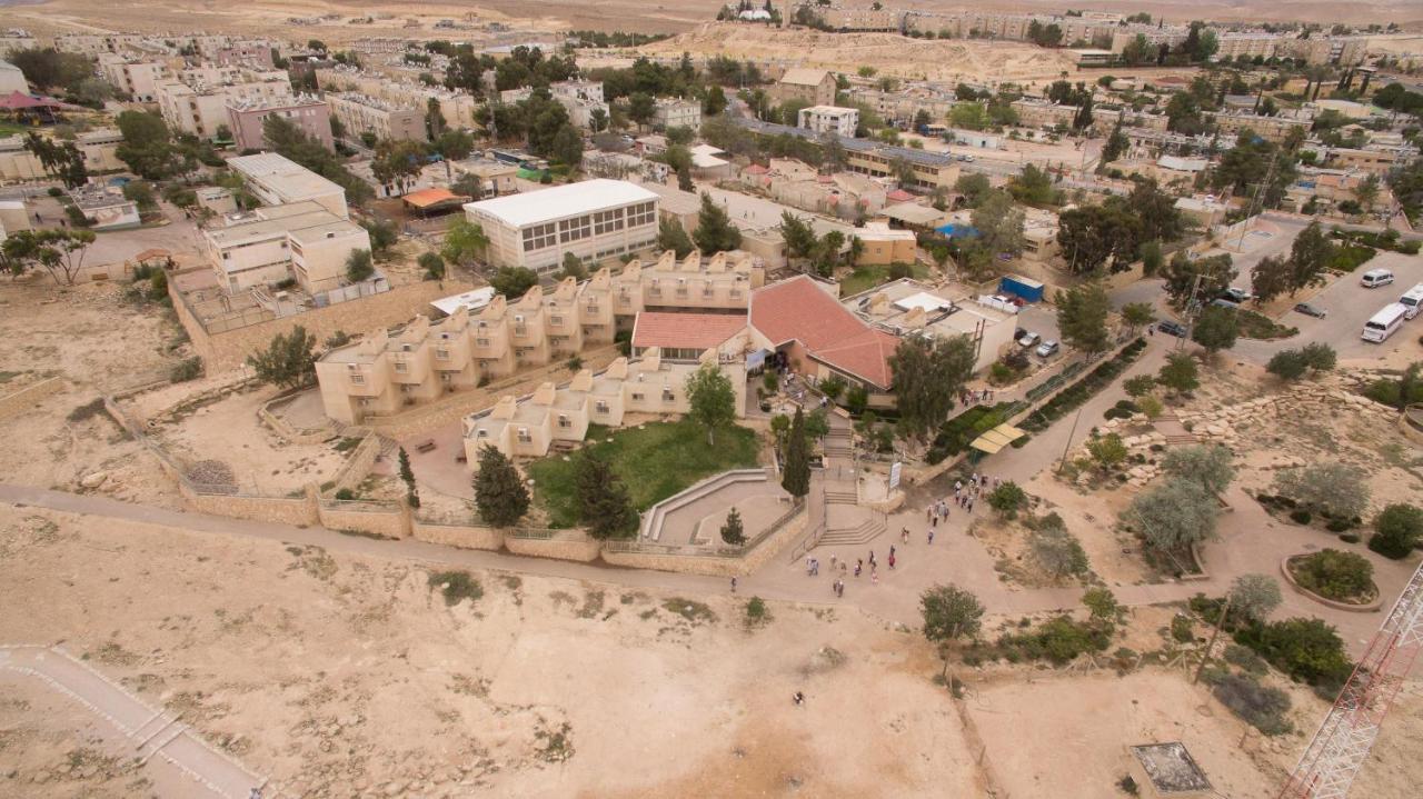 Hi - Mitzpe Ramon Hostel Exterior foto