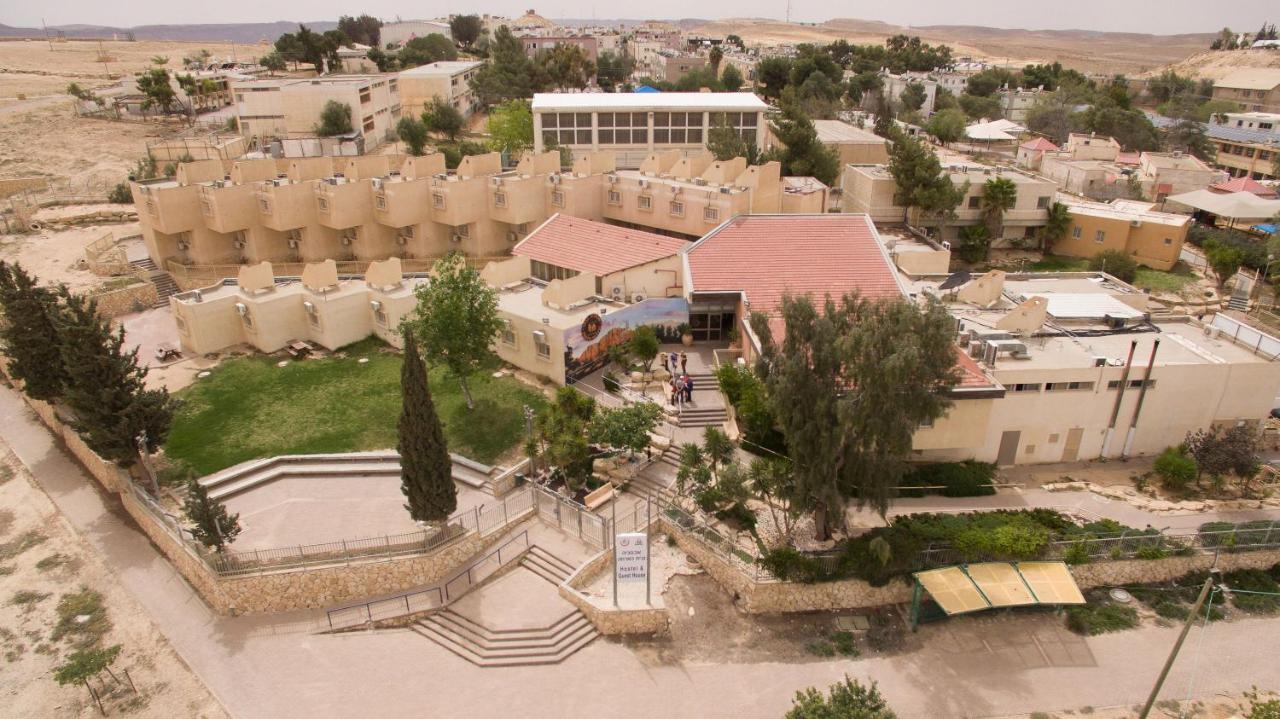 Hi - Mitzpe Ramon Hostel Exterior foto